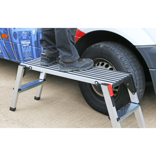 Aluminium Folding Platform 2-Tread EN 14183 3 APS2.V4 ACT CLEANING VAN CLOSE UP