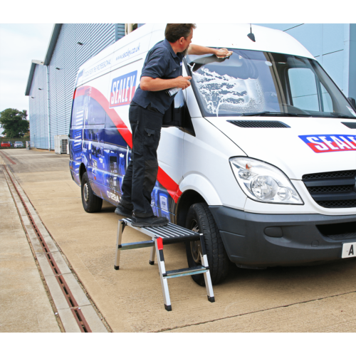 Aluminium Folding Platform 2-Tread EN 14183 5 APS2.V4 ACT CLEANING VAN PIC2